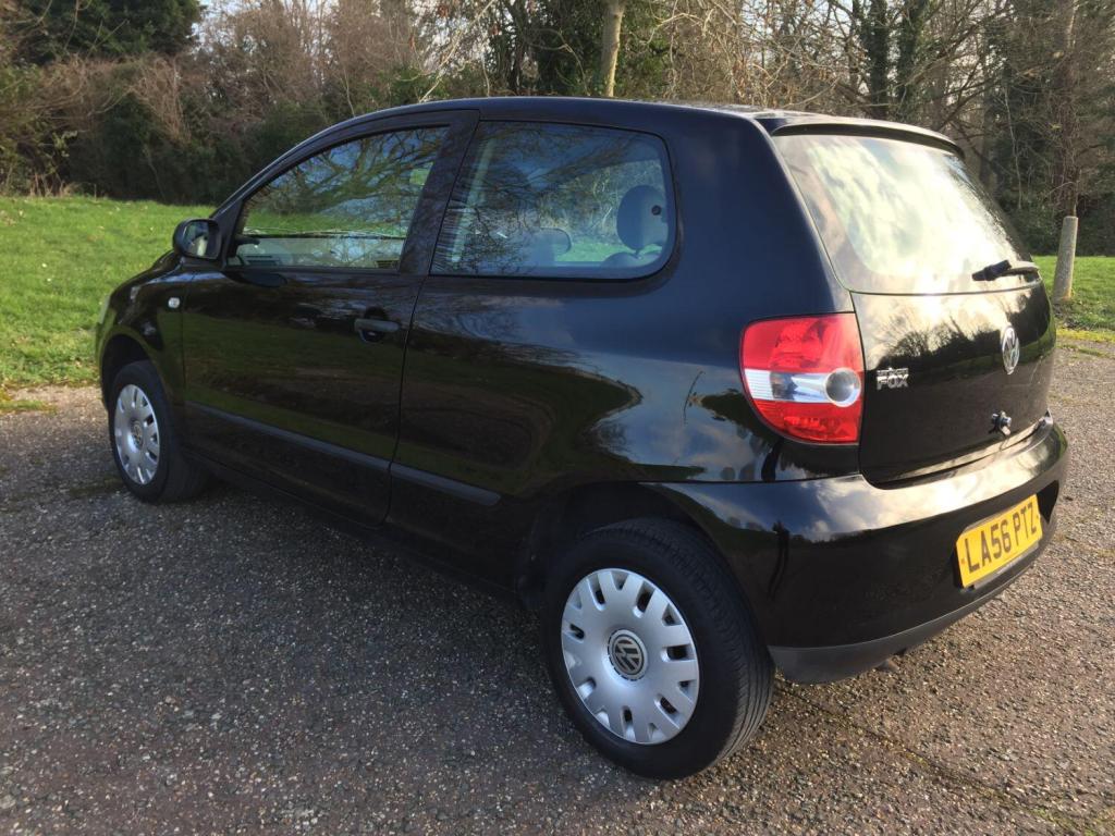 VOLKSWAGEN FOX