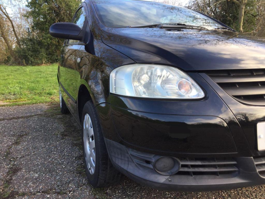 VOLKSWAGEN FOX