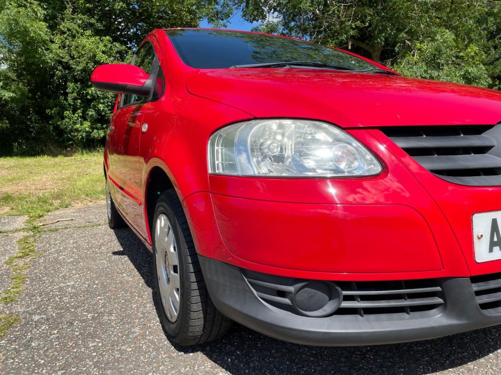 VOLKSWAGEN FOX