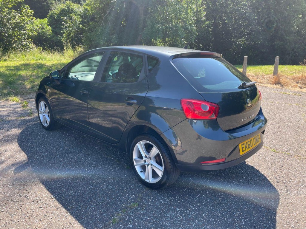 SEAT IBIZA