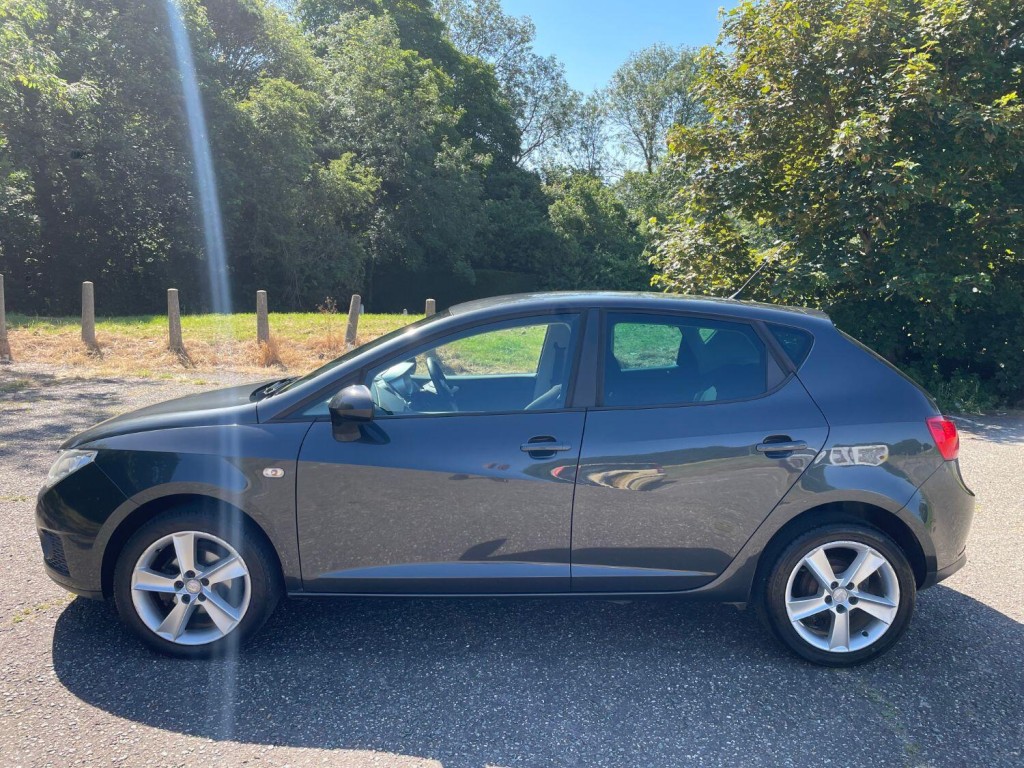 SEAT IBIZA