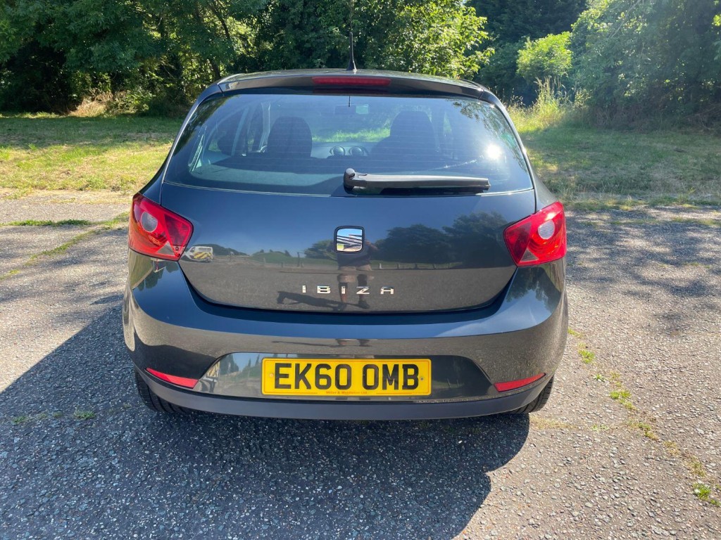 SEAT IBIZA