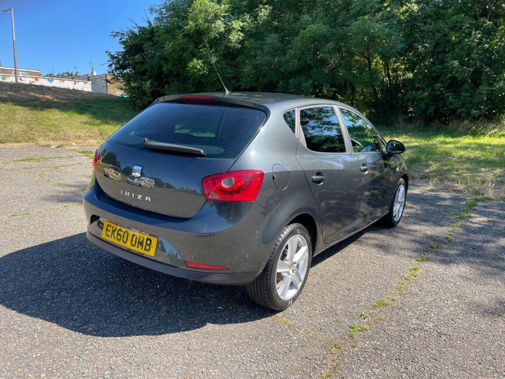 SEAT IBIZA