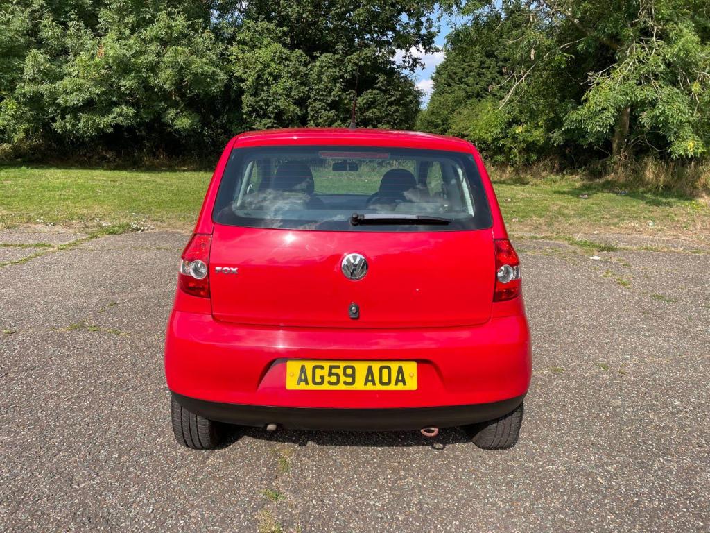 VOLKSWAGEN FOX