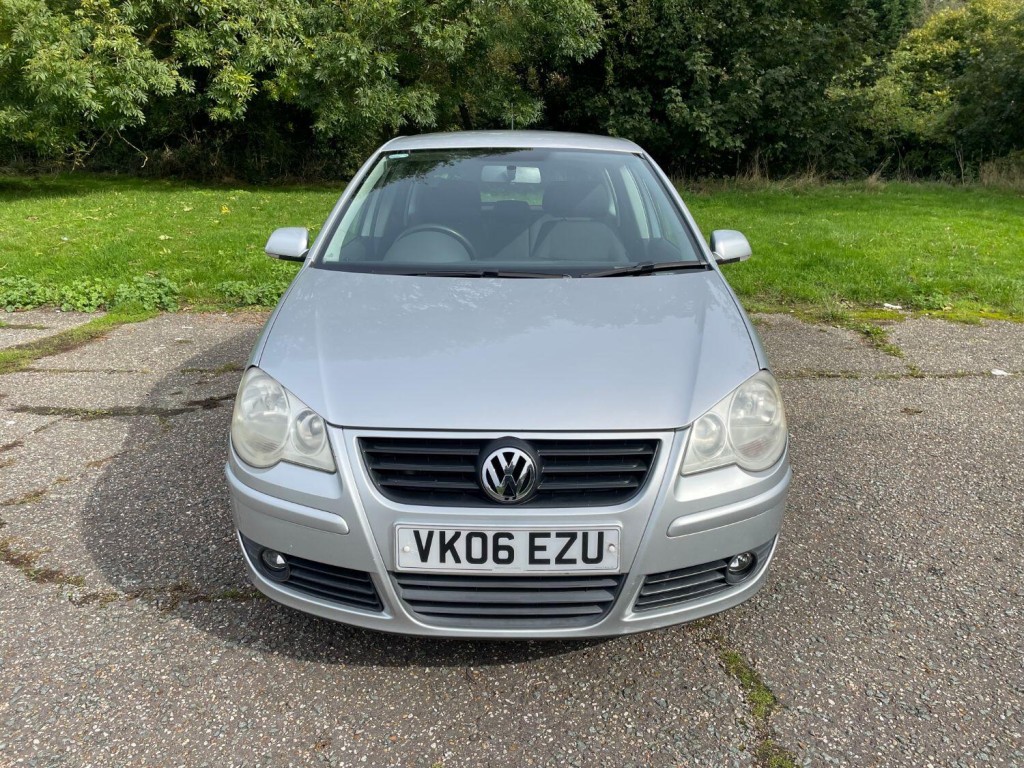 View VOLKSWAGEN POLO 1.2 S 5 DOOR