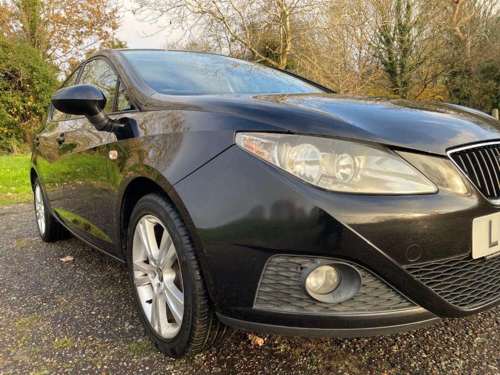 SEAT IBIZA