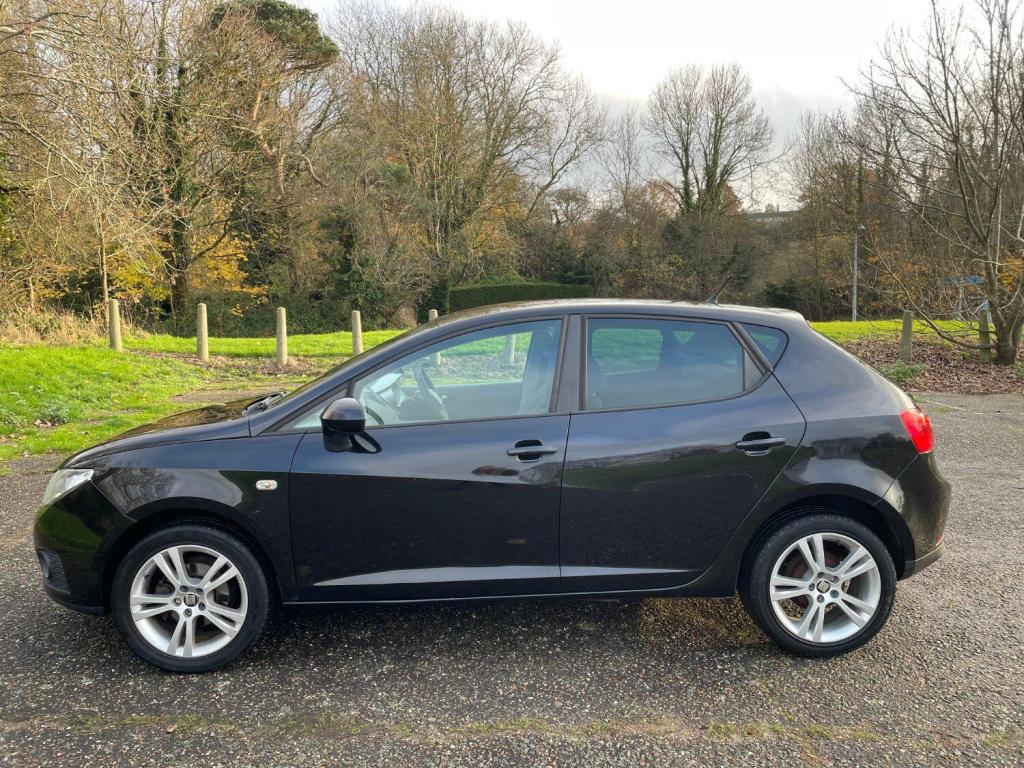SEAT IBIZA