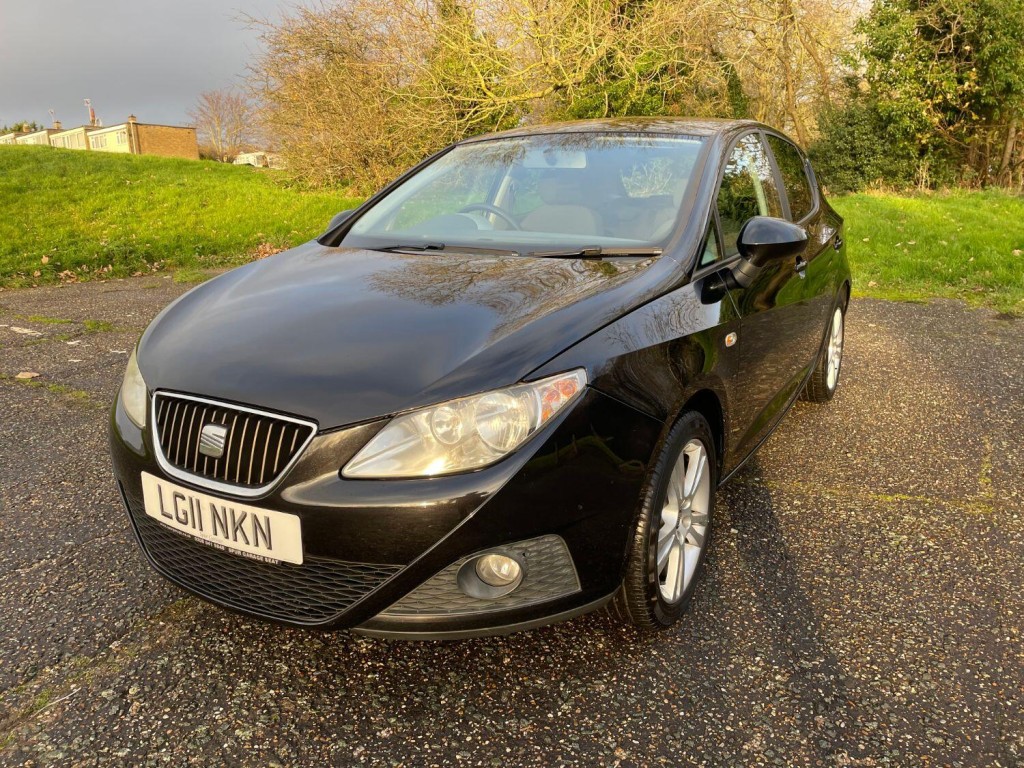 View SEAT IBIZA 1.4 16V Chill 5 Door