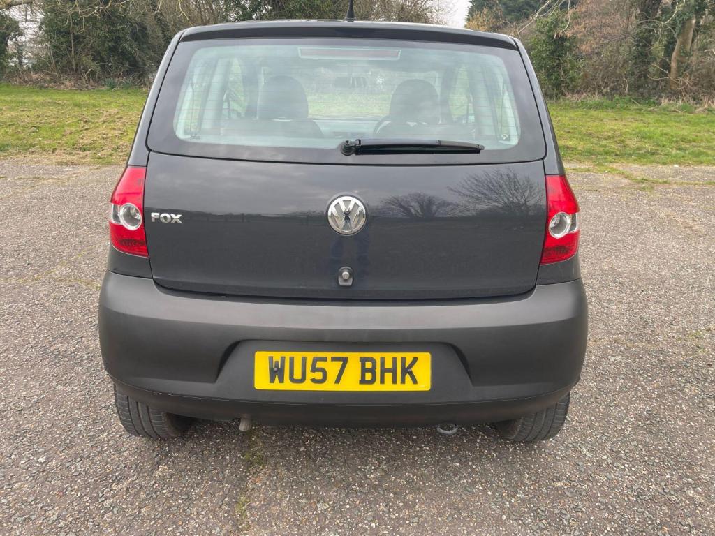 VOLKSWAGEN FOX