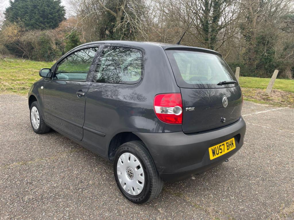 VOLKSWAGEN FOX
