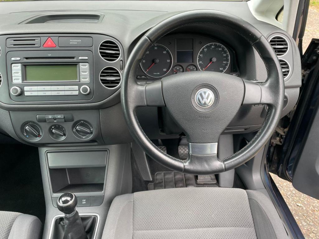VOLKSWAGEN GOLF PLUS