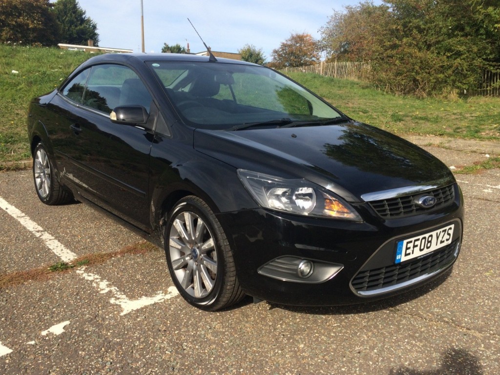 View FORD FOCUS 2.0 CC2 Convertible 