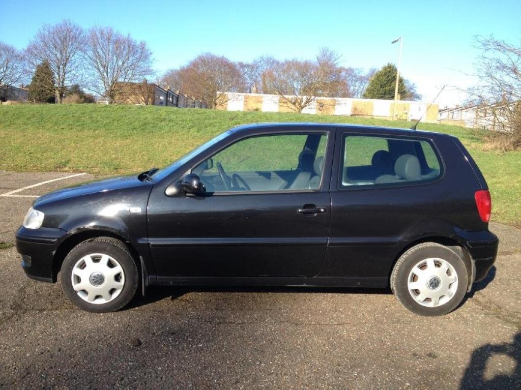 VOLKSWAGEN POLO