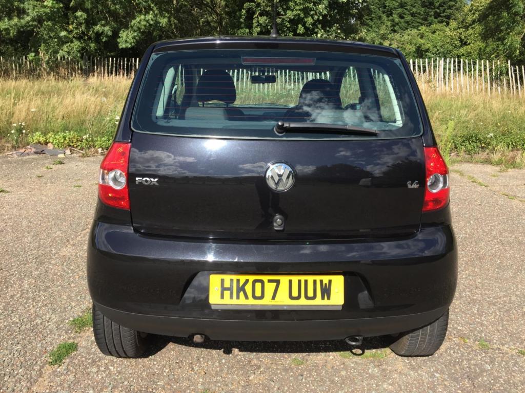 VOLKSWAGEN FOX