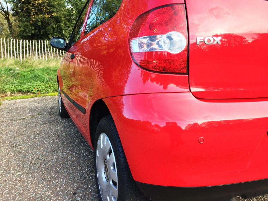 VOLKSWAGEN FOX