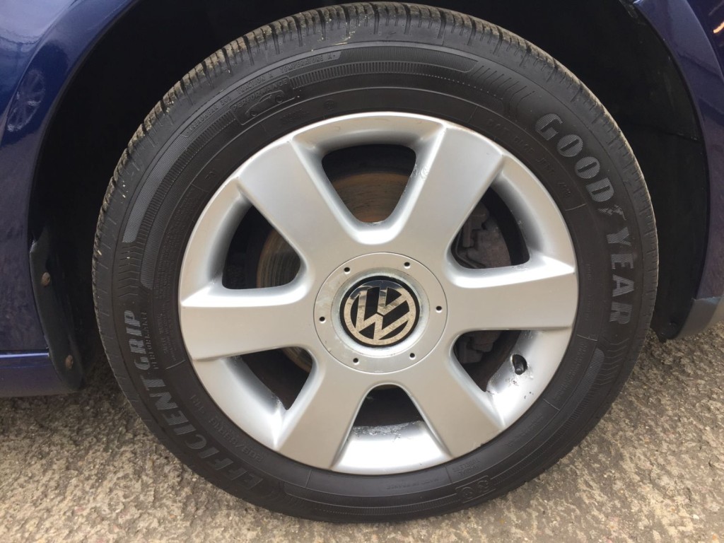 VOLKSWAGEN GOLF PLUS