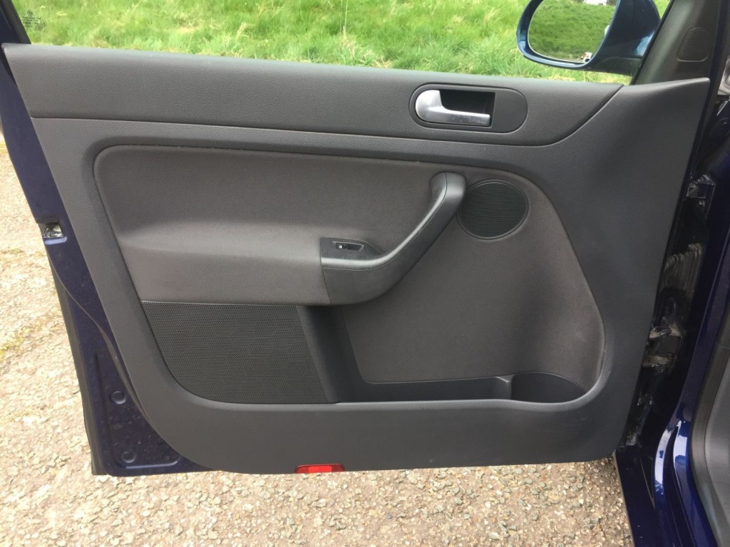 VOLKSWAGEN GOLF PLUS