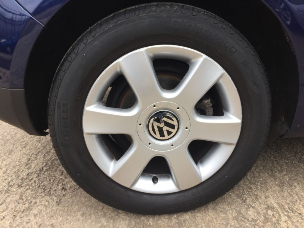 VOLKSWAGEN GOLF PLUS