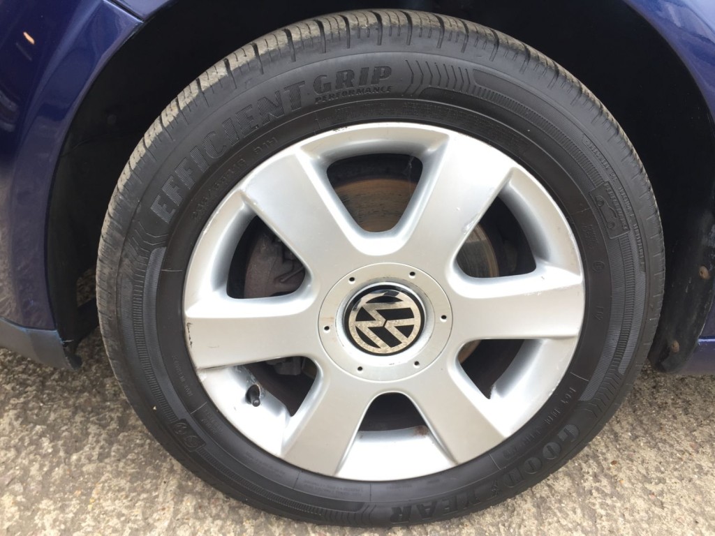 VOLKSWAGEN GOLF PLUS