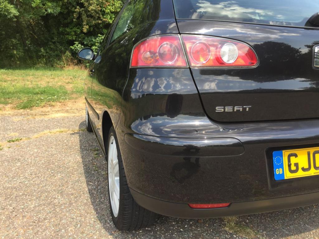 SEAT IBIZA