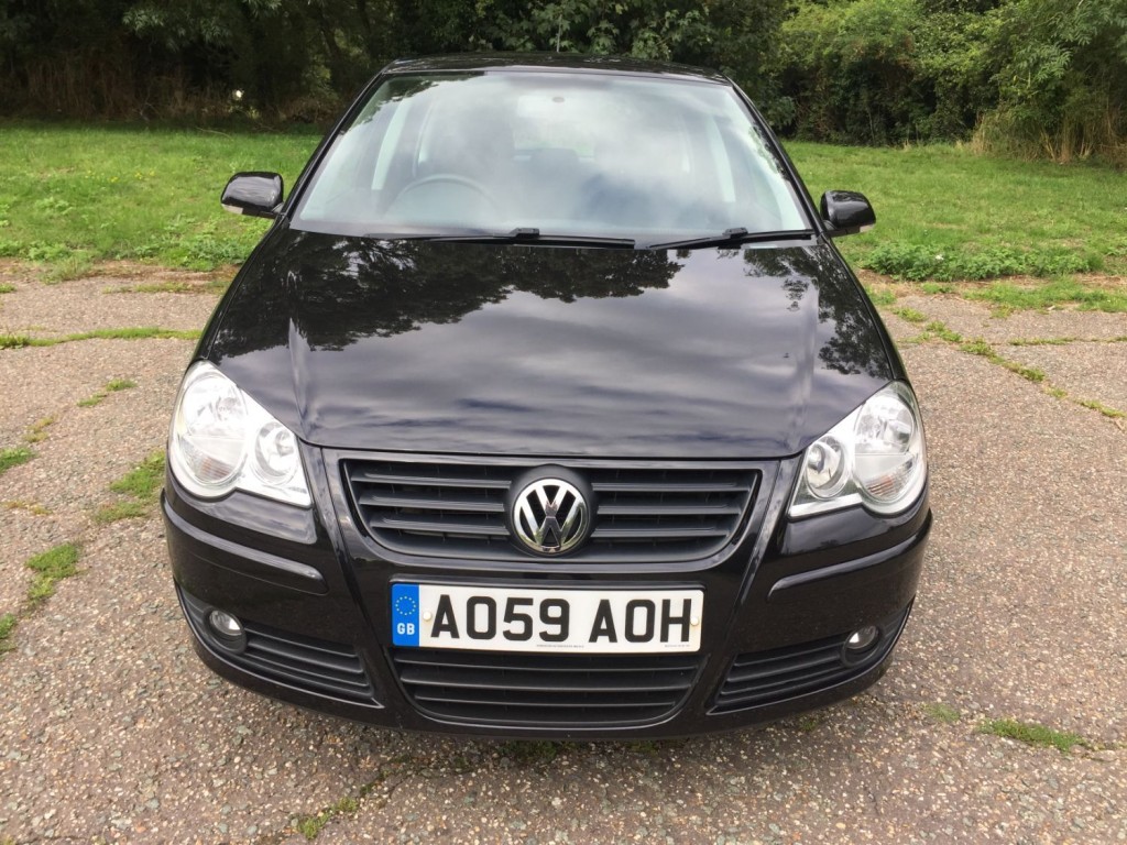 View VOLKSWAGEN POLO 1.4 MATCH 80BHP 5 DOOR