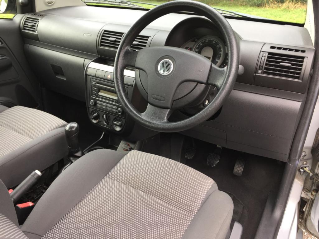 VOLKSWAGEN FOX