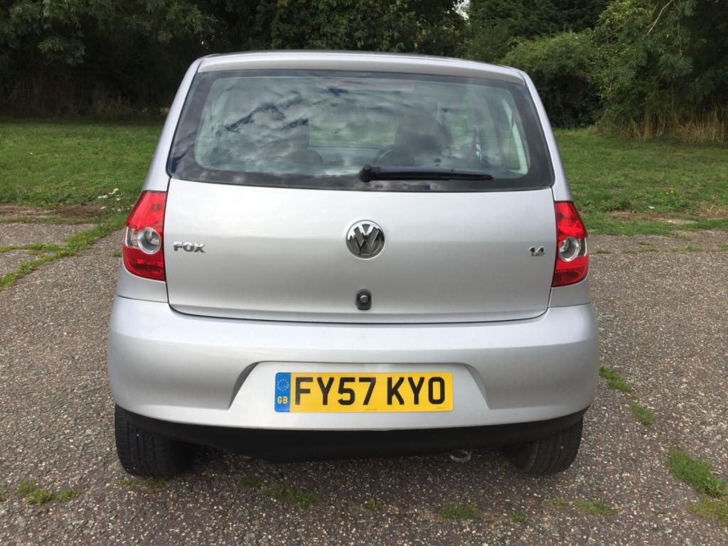 VOLKSWAGEN FOX