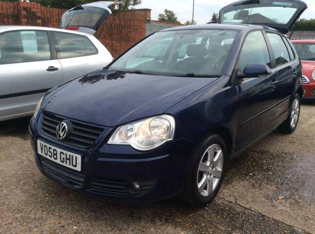 VOLKSWAGEN POLO 1.2 Match