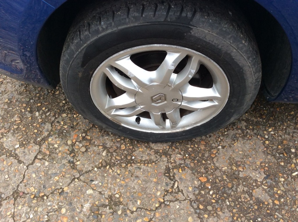 RENAULT CLIO