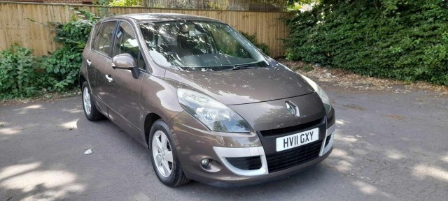 RENAULT SCENIC