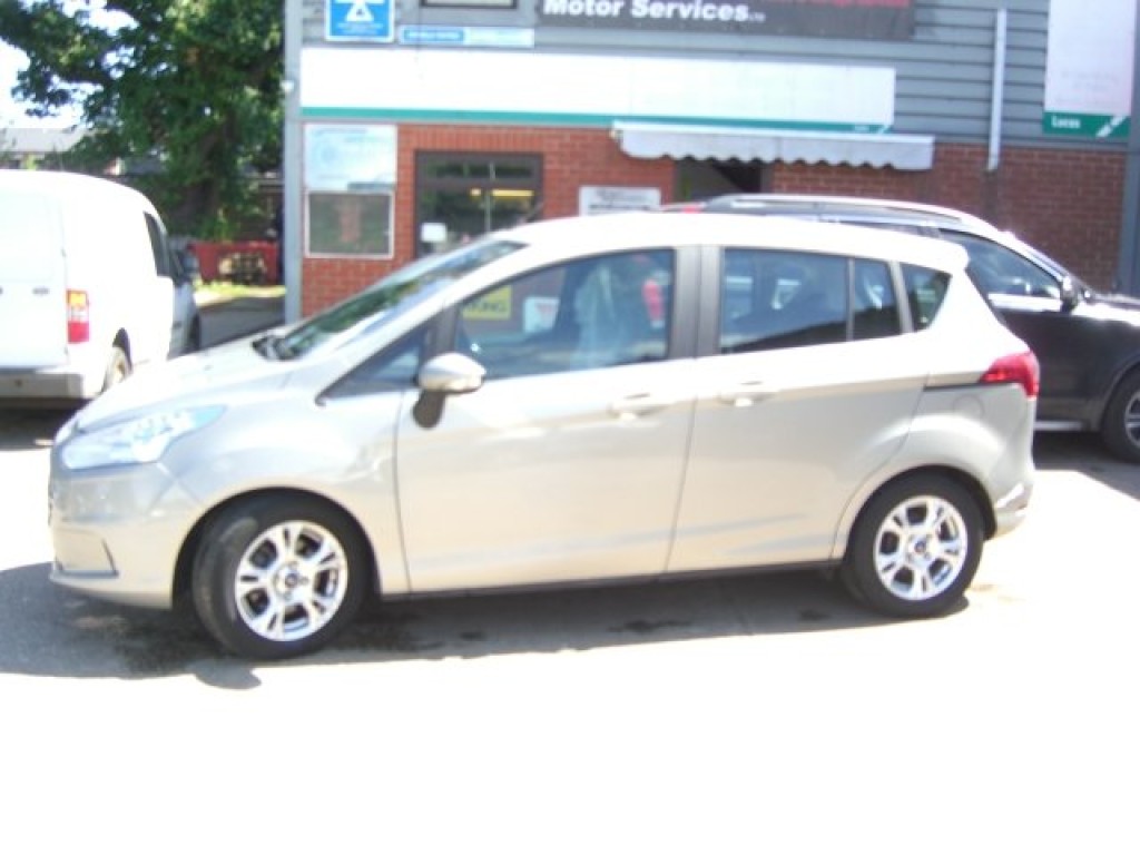 View FORD B-MAX 1.6 Zetec