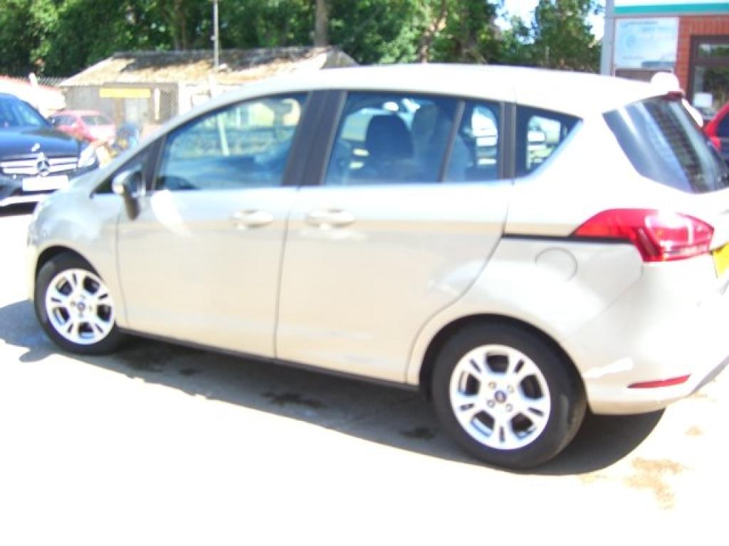 FORD B-MAX