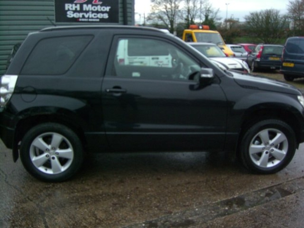 View SUZUKI GRAND VITARA 2.4 VVT SZ4