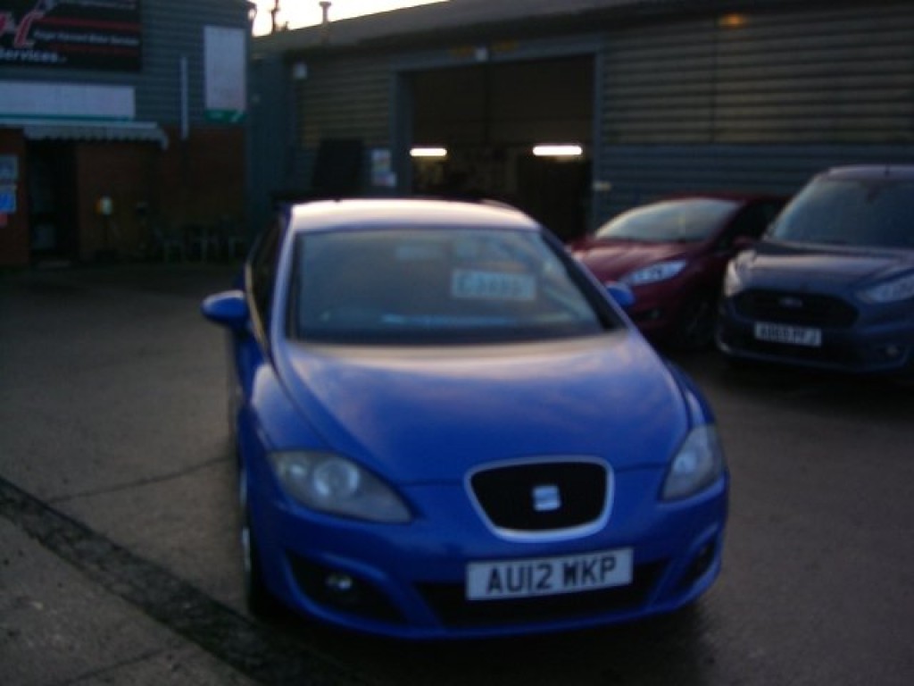 View SEAT LEON 1.6 TDI CR SE Copa