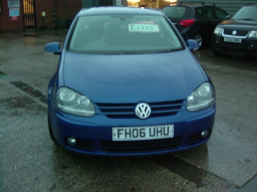 View VOLKSWAGEN GOLF 2.0 FSI GT