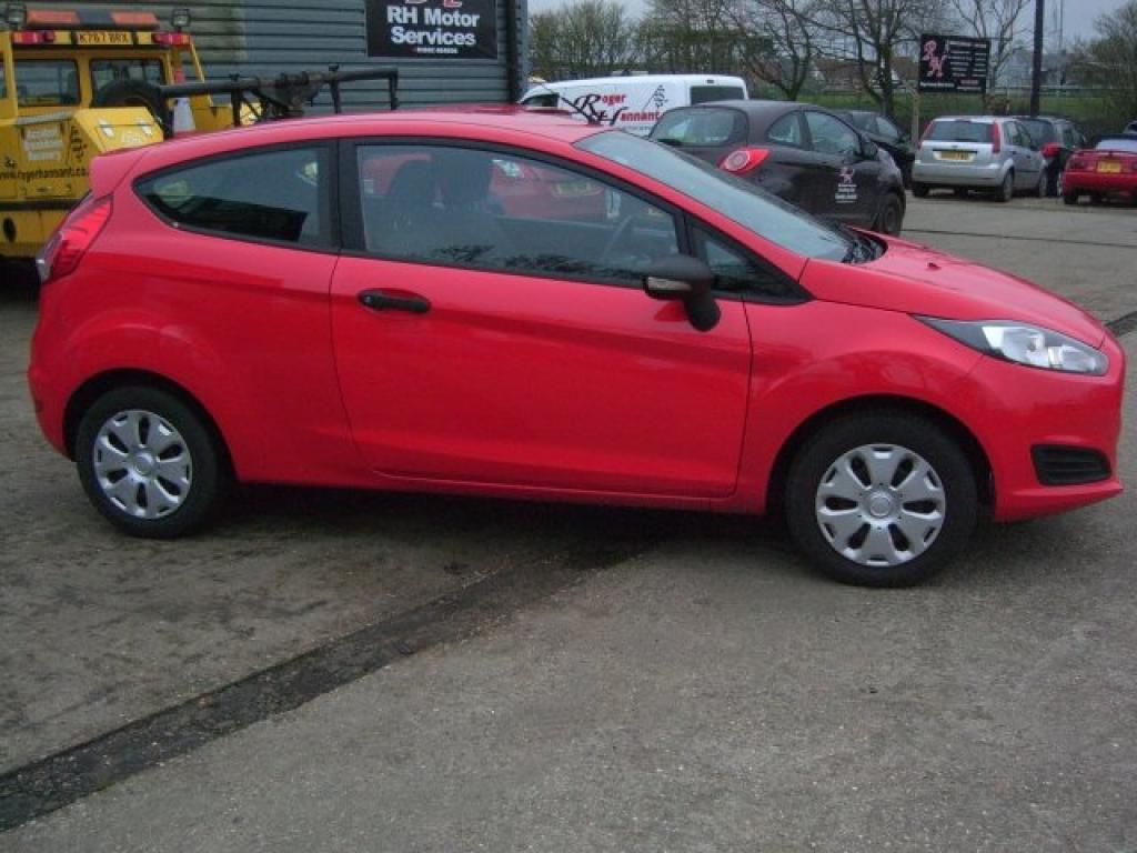 FORD FIESTA