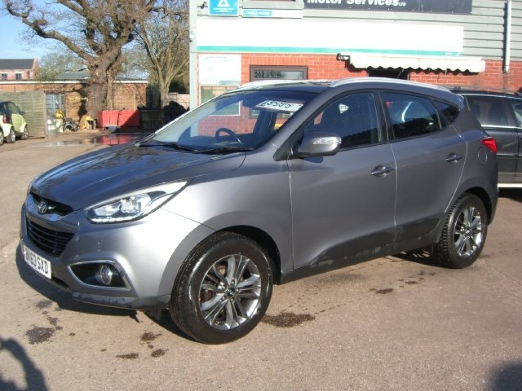 View HYUNDAI IX35 2.0 CRDi SE
