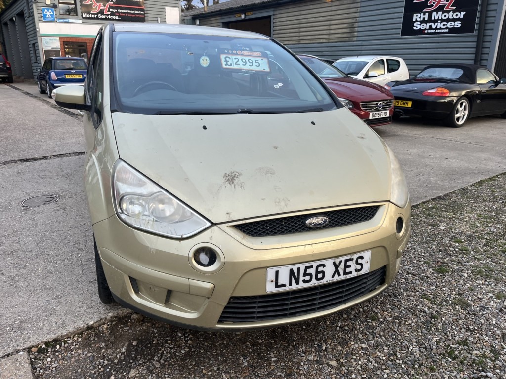 View FORD S-MAX 2.0 Zetec