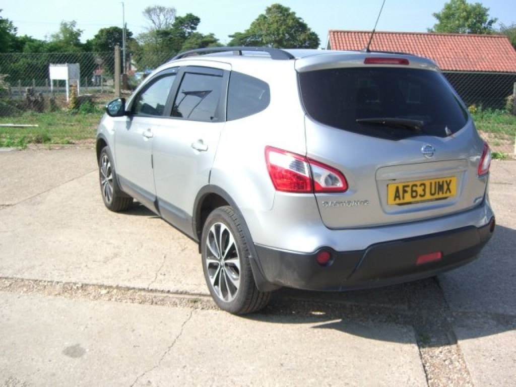 View NISSAN QASHQAI+2 1.6 dCi 360