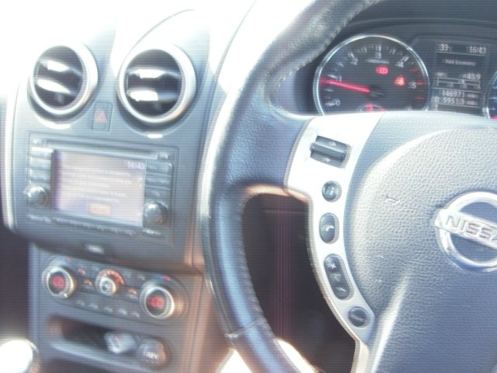 NISSAN QASHQAI+2