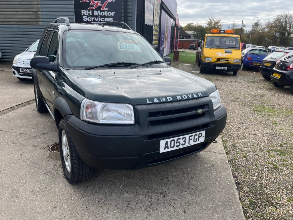 View LAND ROVER FREELANDER 2.0 TD4 Serengeti