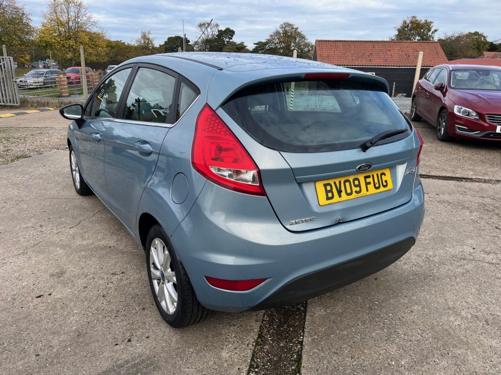 FORD FIESTA