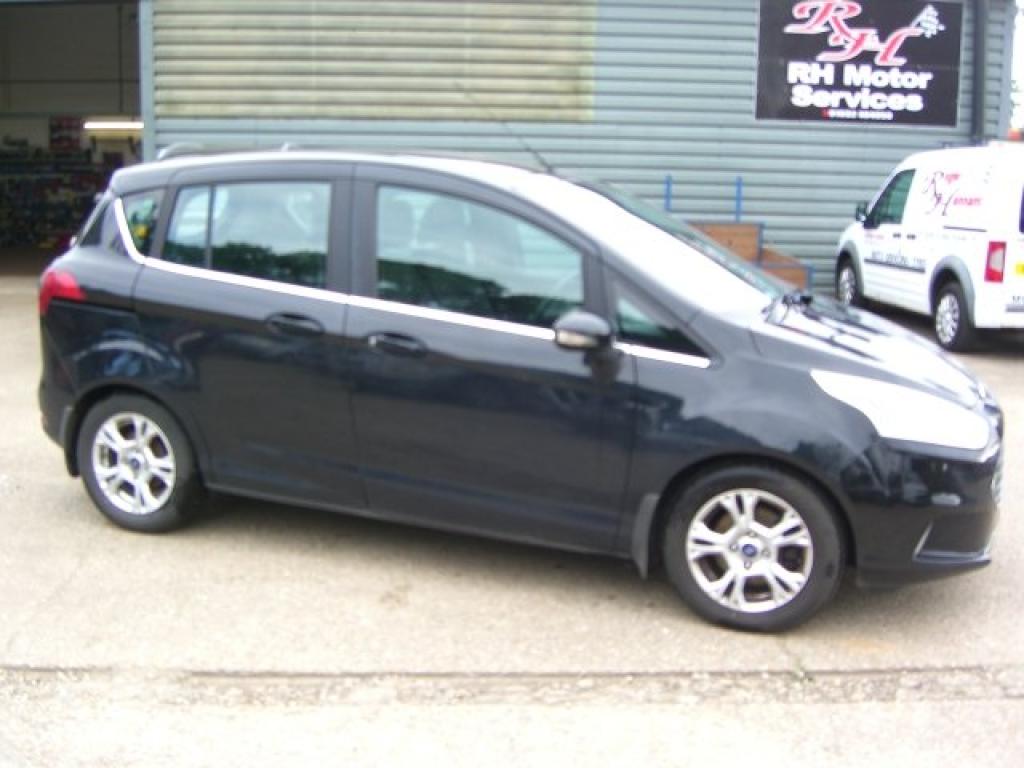 View FORD B-MAX 1.5 TDCi Zetec