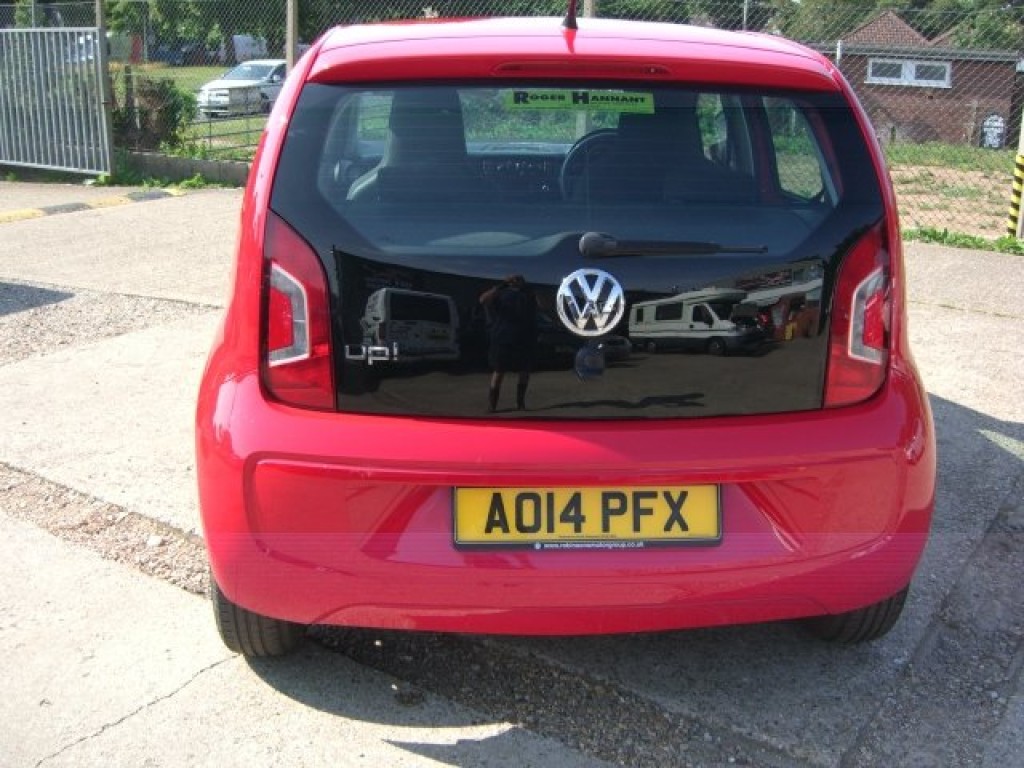 VOLKSWAGEN UP