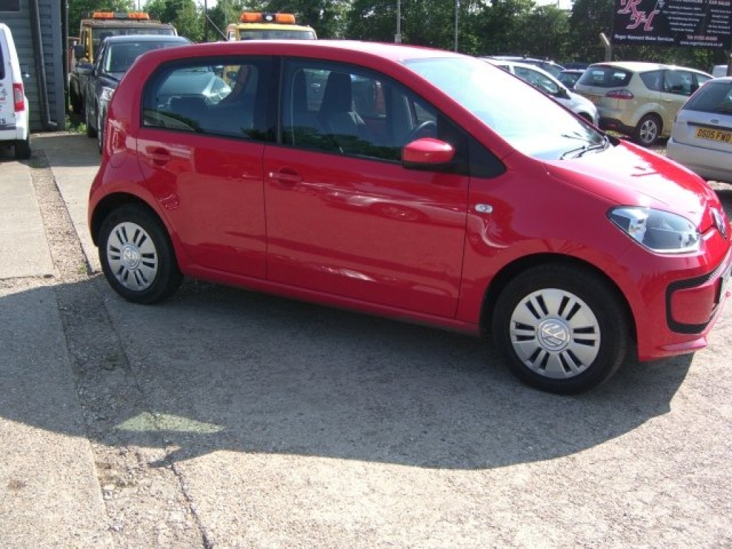 VOLKSWAGEN UP