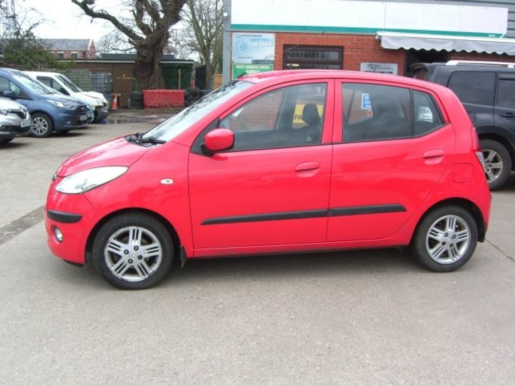 View HYUNDAI I10 COMFORT