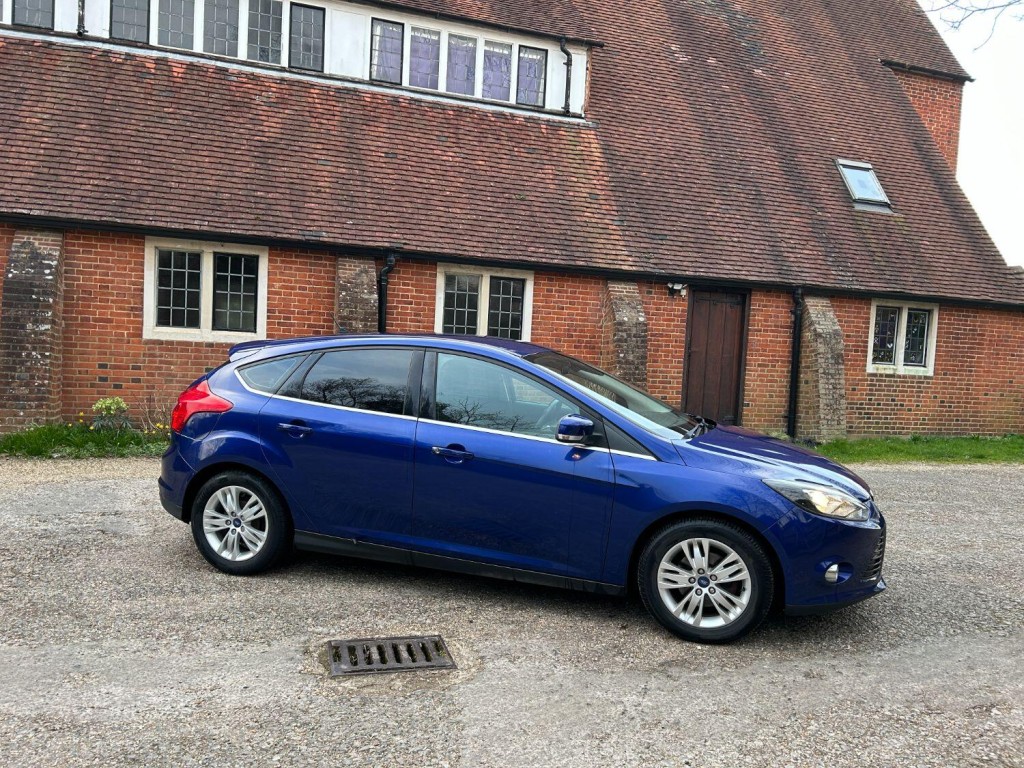 FORD FOCUS