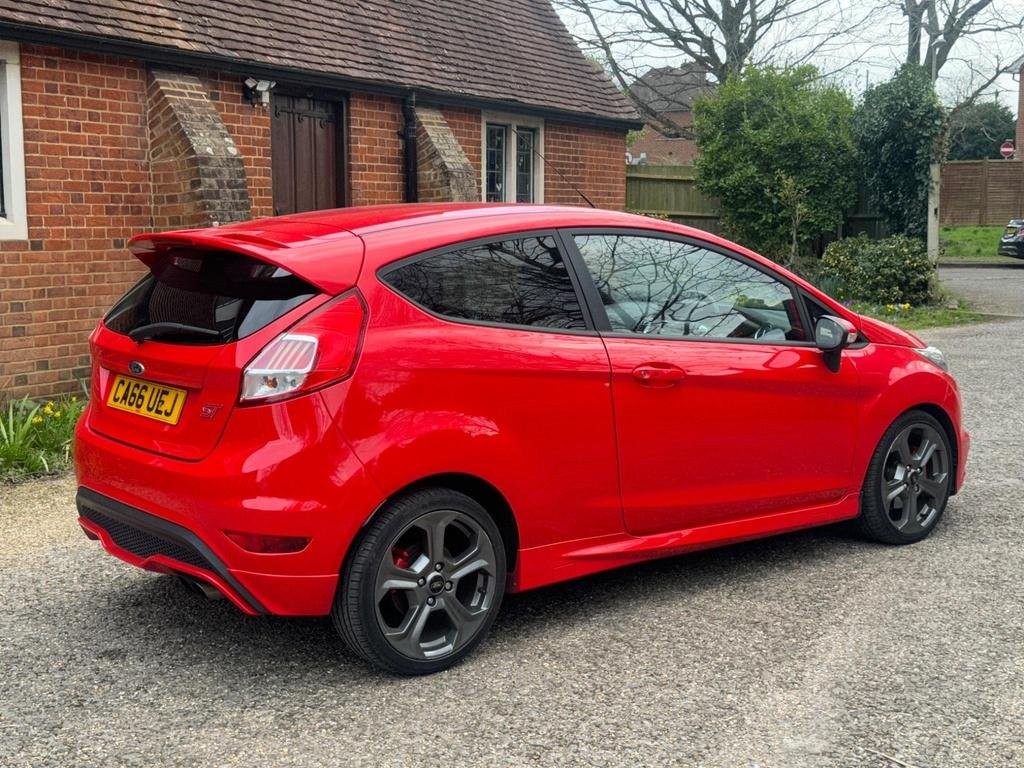 FORD FIESTA