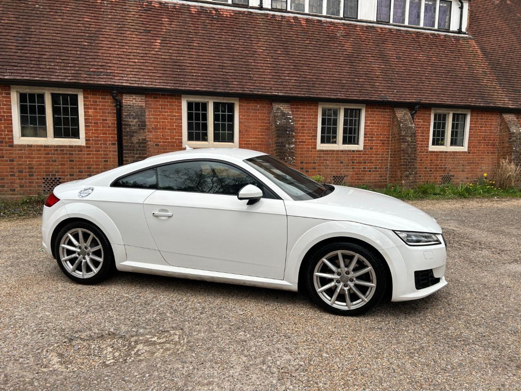 View AUDI TT 1.8 TFSI Sport