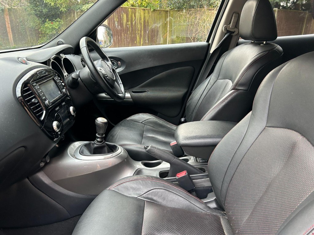 NISSAN JUKE